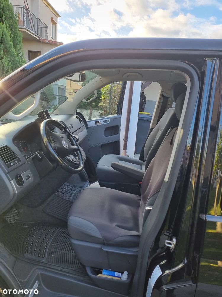 Volkswagen Multivan - 3