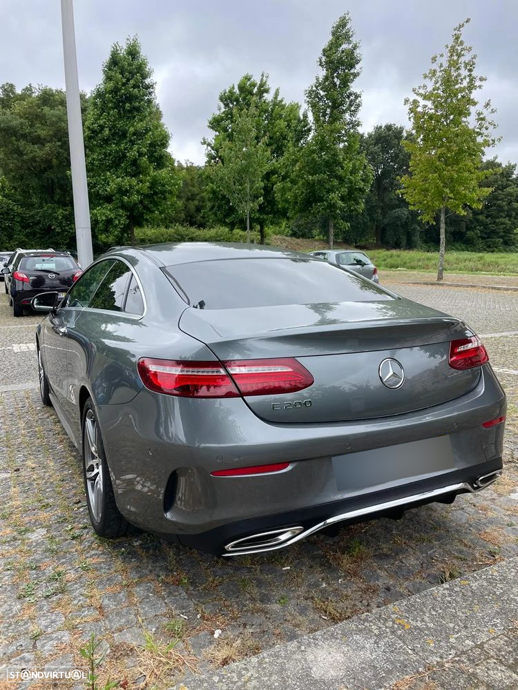 Mercedes-Benz E 200 AMG Line - 14