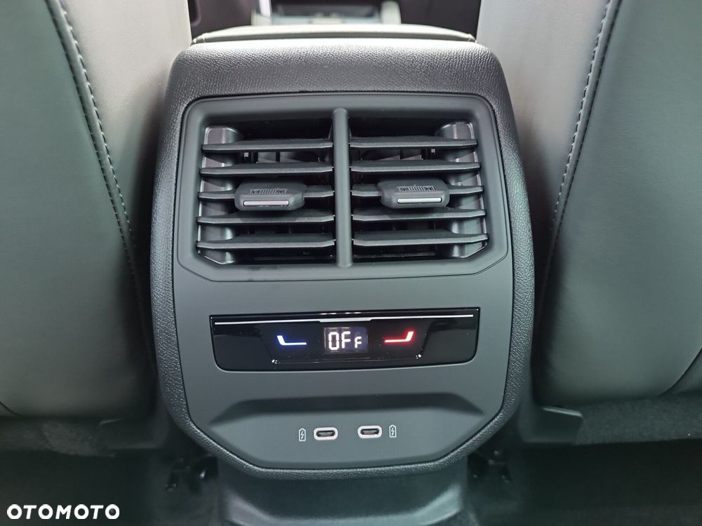 Cupra Leon Sportstourer 2.0 TSI 4Drive DSG - 23