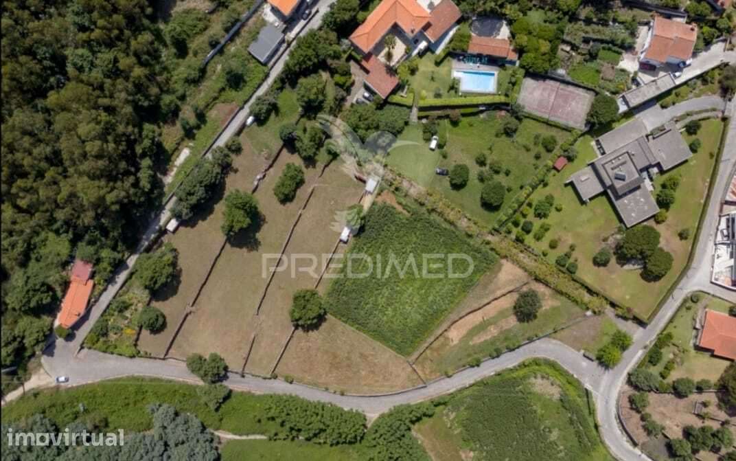 TERRENO PARA CONSTRUÇÃO - Grande imagem: 2/4