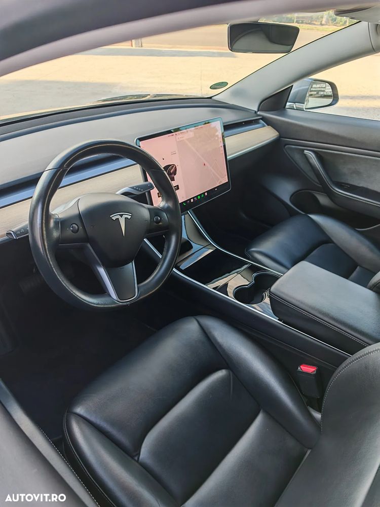 Tesla Model 3 - 19