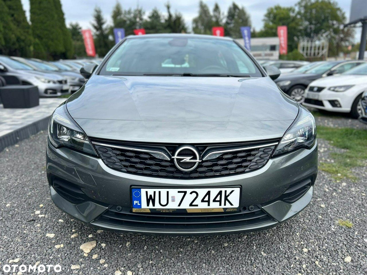 Opel Astra V 1.2 T Business Elegance S&S - 4