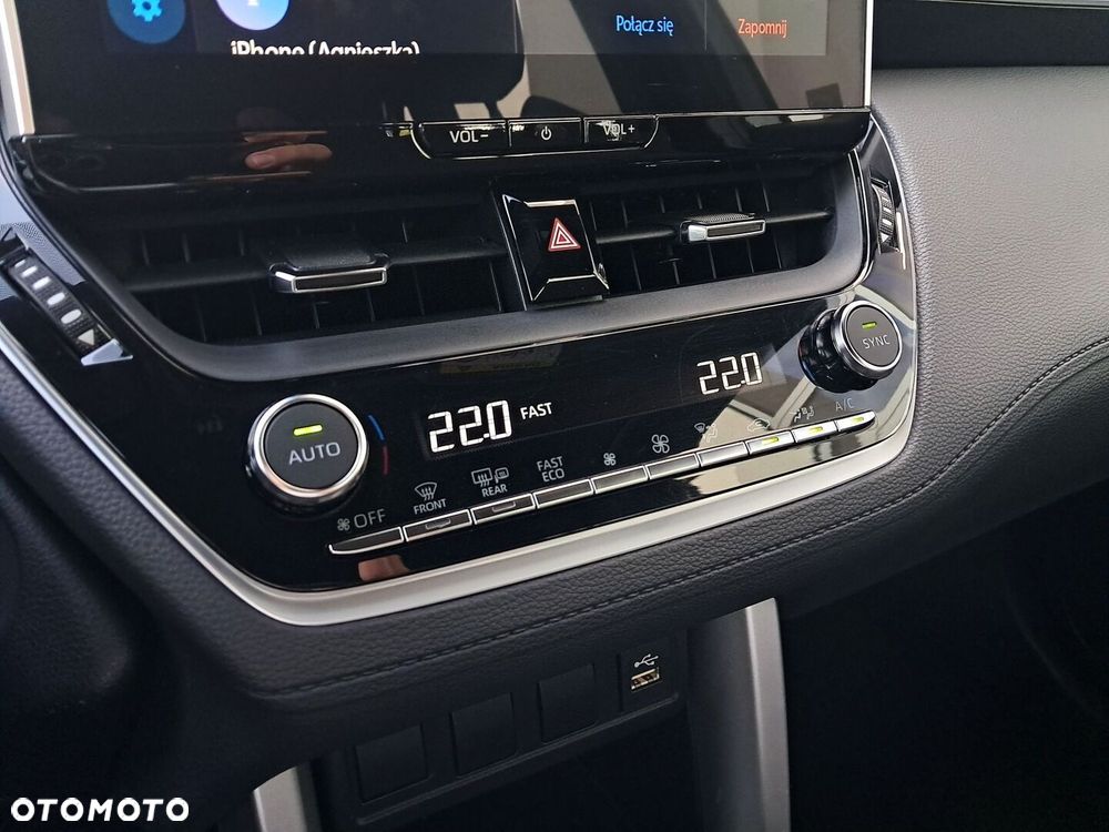 Toyota Corolla Cross - 23