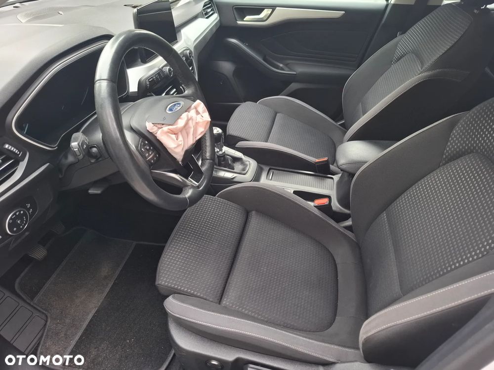 Ford Focus Turnier 1.5 EcoBlue Start-Stopp-System COOL&CONNECT - 12