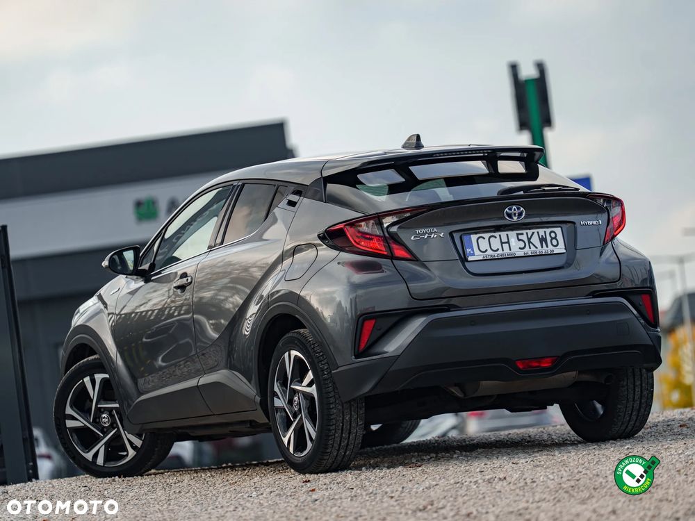 Toyota C-Hr 2022 photo 2