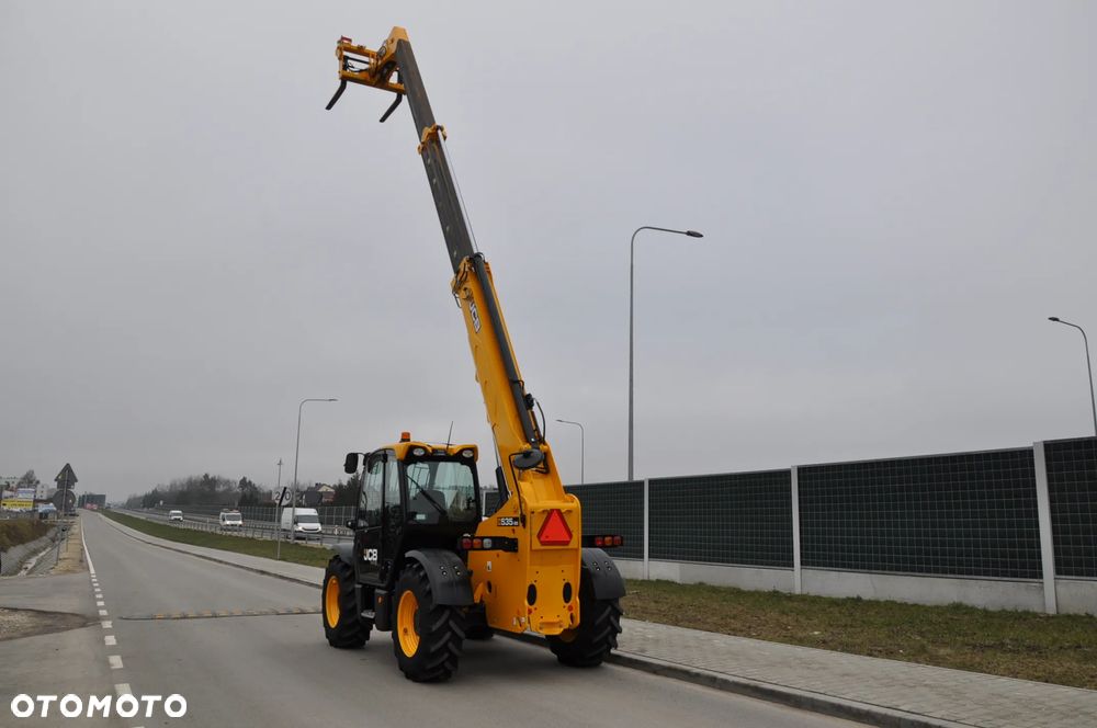 JCB 535-95 ŁADOWARKA TELESKOPOWA STAGE V 109 KM Mało MTG 572 Udźwig 3500 kg WYSOKOŚĆ ZAŁADUNKU 9,5 m Jak Nowa Klimatyzacja Widły do palet Szybkozłącze hydrauliczne - 6