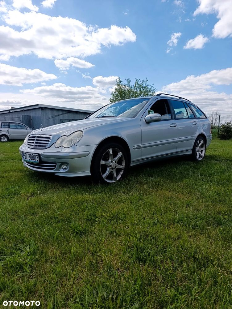 Mercedes-Benz Klasa C 180 Kompressor Classic Sport Edition - 8