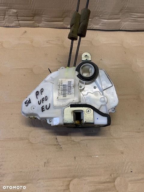 HONDA CIVIC VIII ZAMEK DRZWI PRAWY PRZÓD UFO EUROPA 06-11r 5D - 2