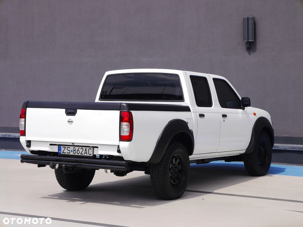 Nissan NP300 Pickup 2.5d DC Base
