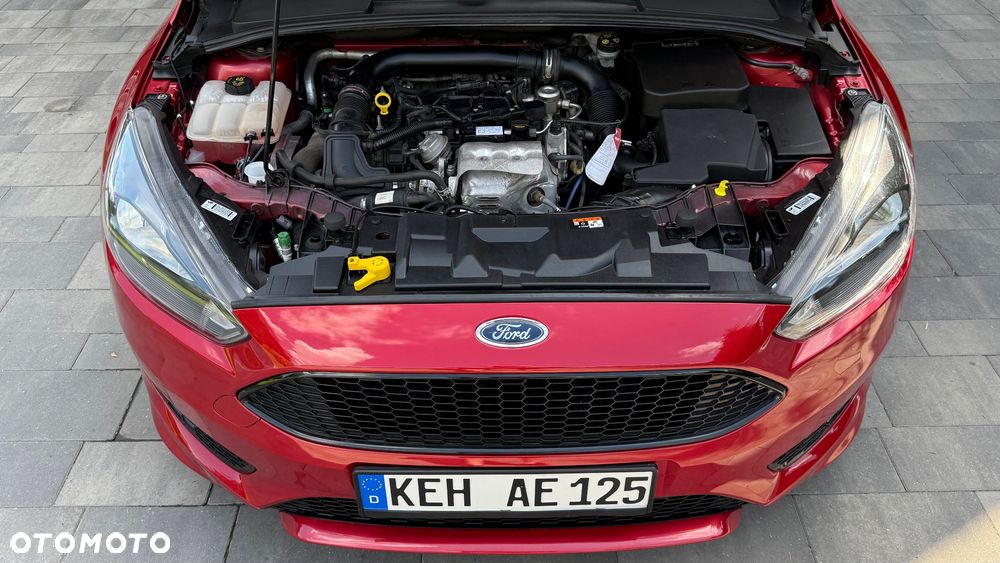 Ford Focus 1.0 EcoBoost Start-Stopp-System ST-LINE DESIGN - 14
