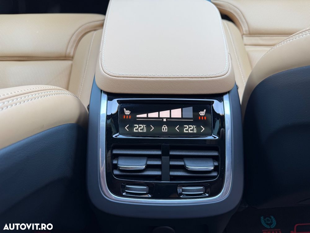 VOLVO XC90 2025 — imagine 23