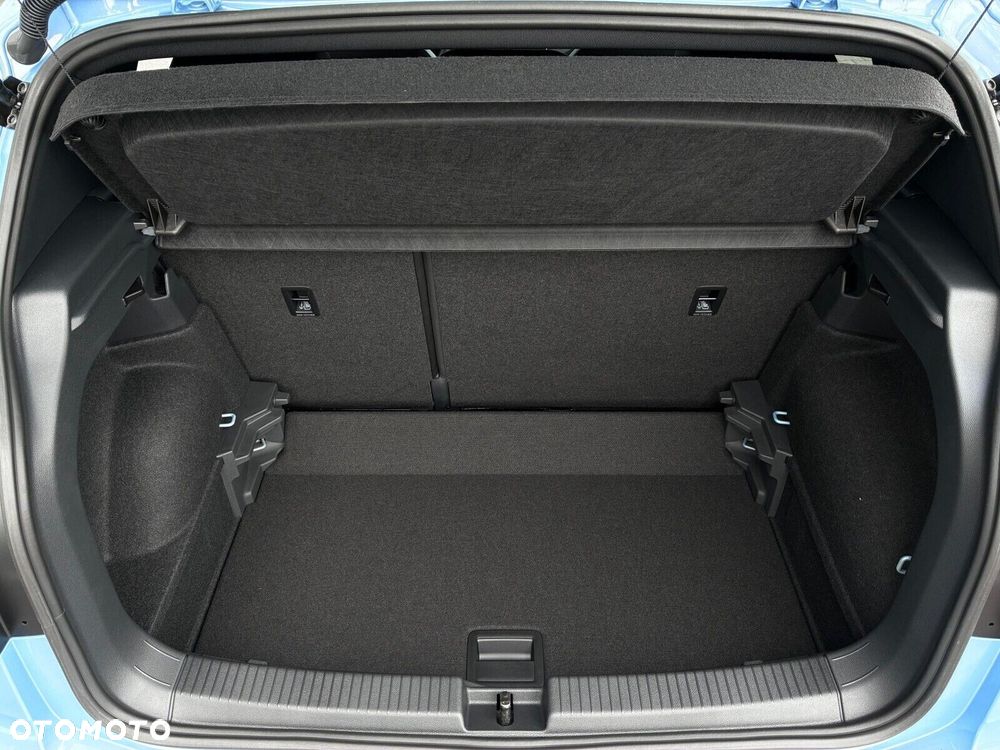 Volkswagen T-Cross - 19