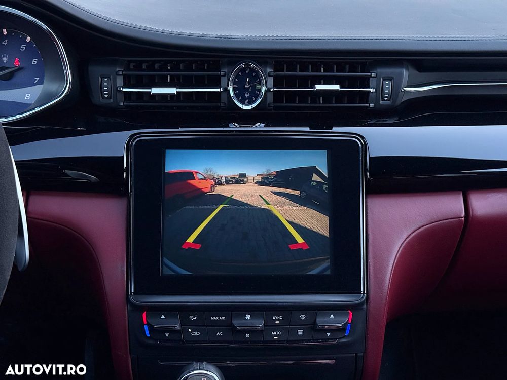 Maserati Quattroporte Q4 GranSport S - 12