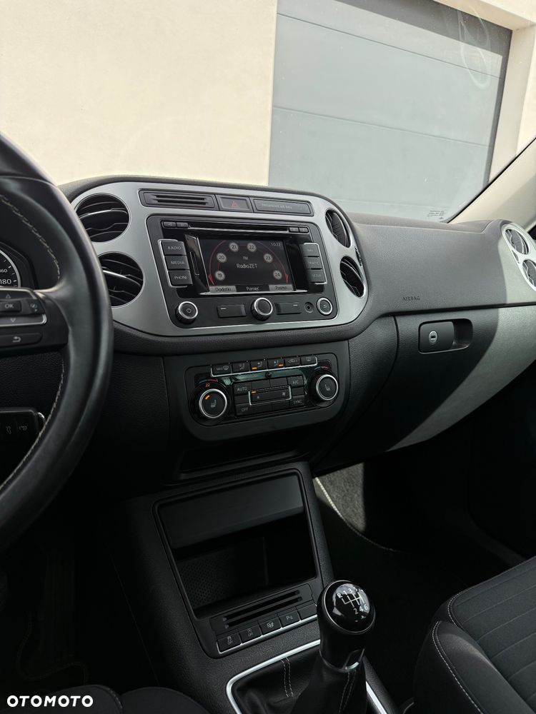 Volkswagen Tiguan 2.0 TDI DPF BlueMotion Technology Exclusive - 19