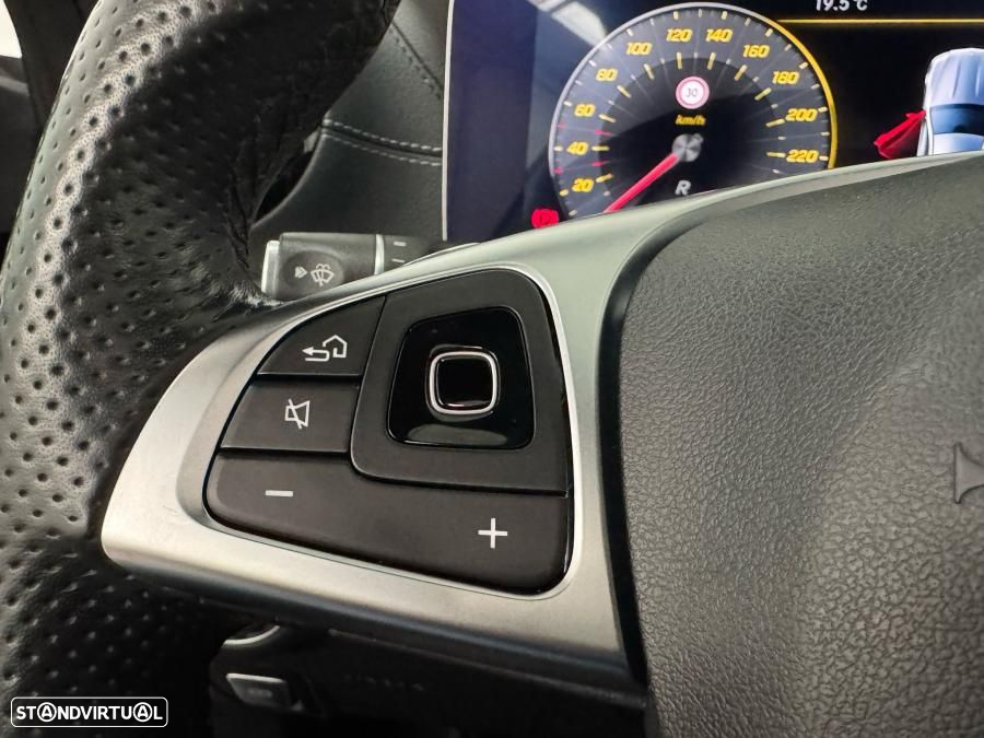 Mercedes-Benz E 220 d AMG Line - 18