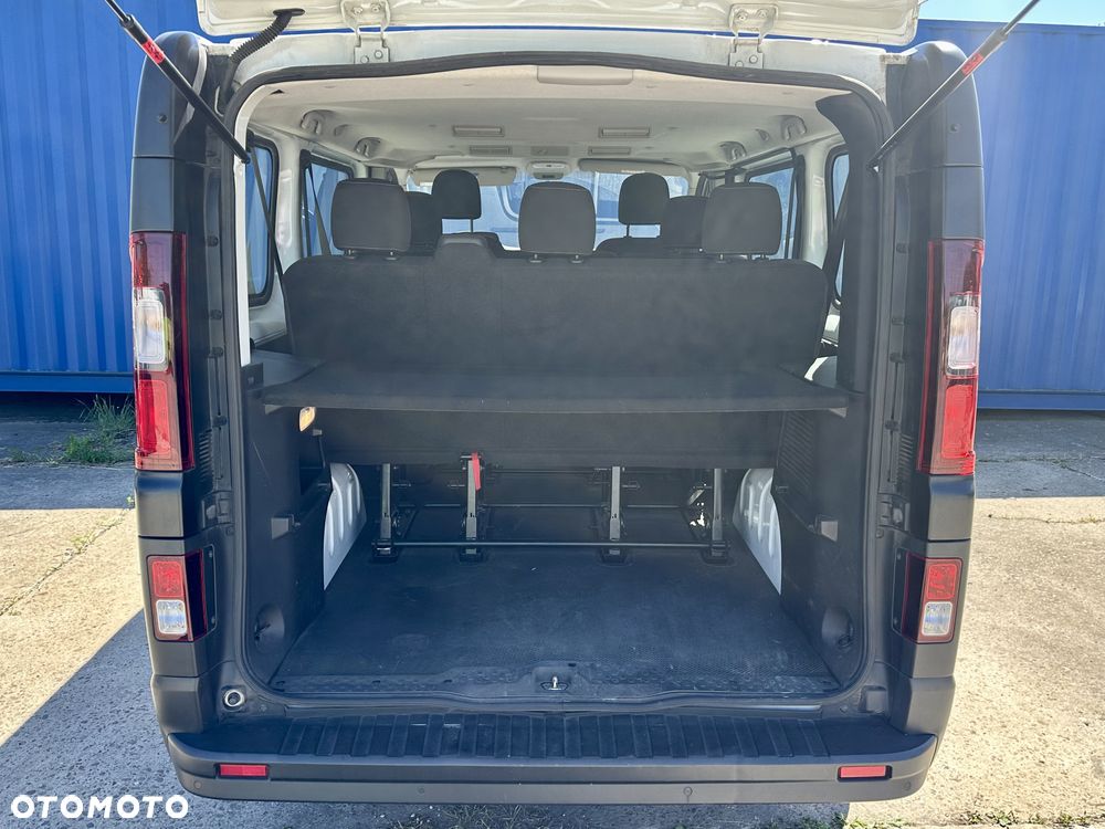 Renault Trafic - 14