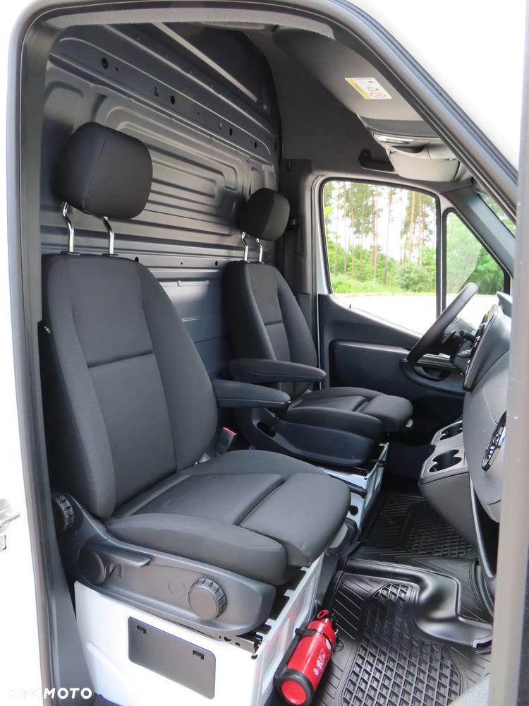 Mercedes-Benz Sprinter 316 CDI 2.2 CDI 163 KM 7G-TRONIC PLUS AUTOMAT Kerstner* Chłodnia -20*C 3168 mm Dł. Furgon Blaszak, Wysoki Dach, Rozstaw Osi 3665 mm Kg Ładowność 1349 Kg Stan Jak Nowy Gotowy Polecam - 24