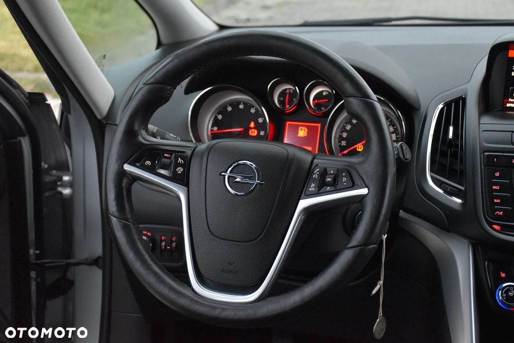 Opel Zafira Tourer 1.4 Turbo Innovation - 22