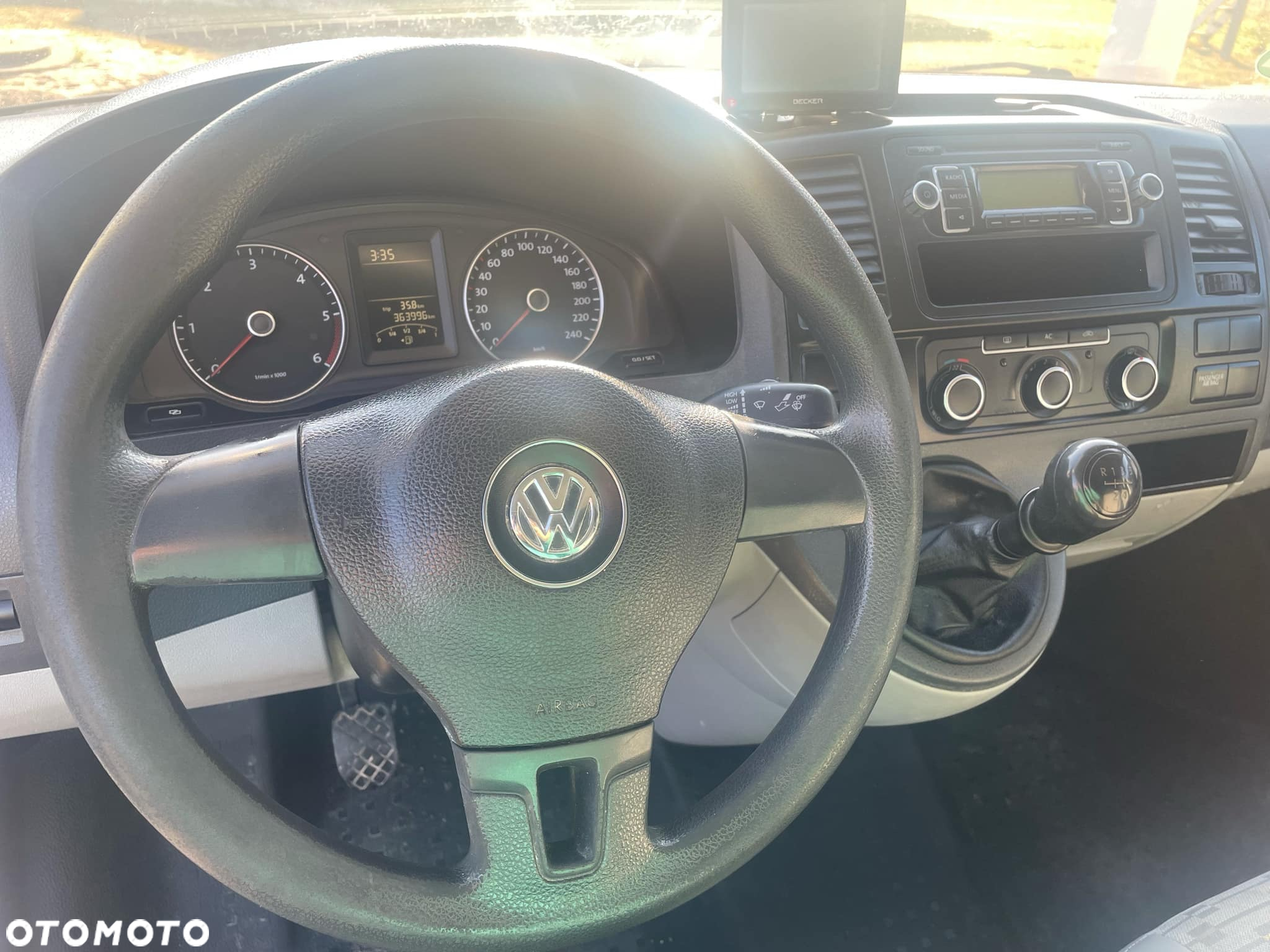 Volkswagen Transporter - 4