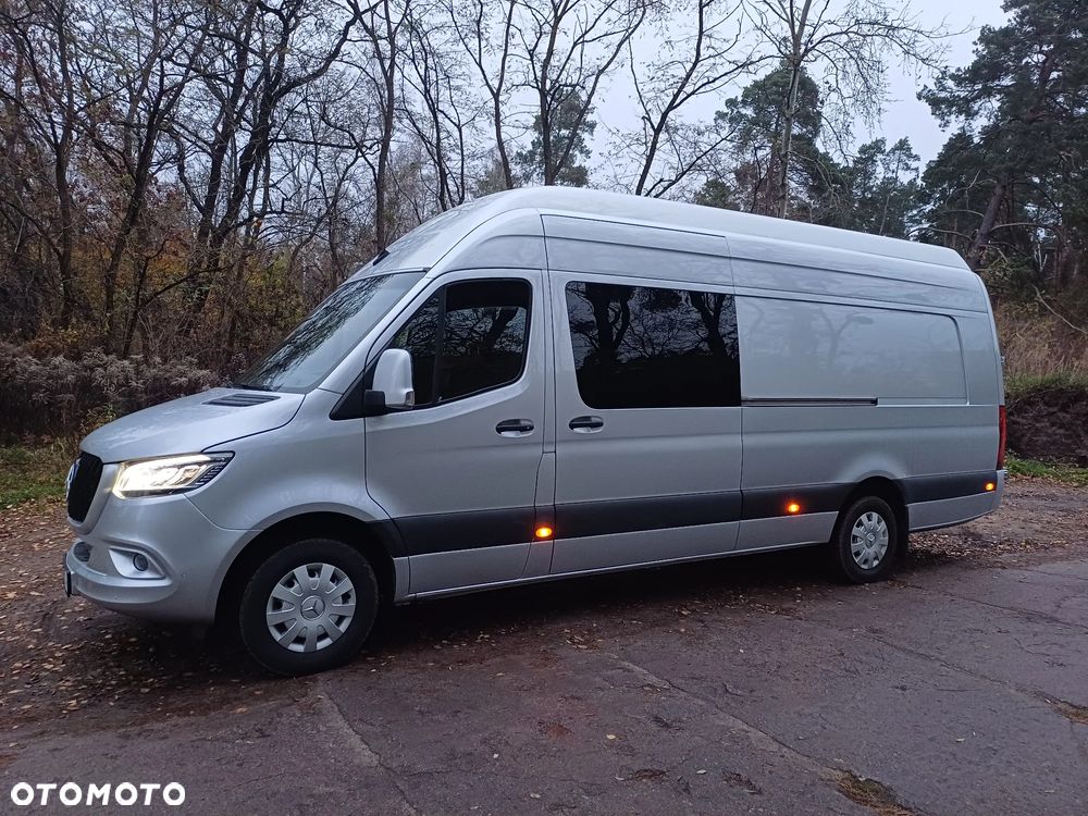 Mercedes-Benz 907 - 6