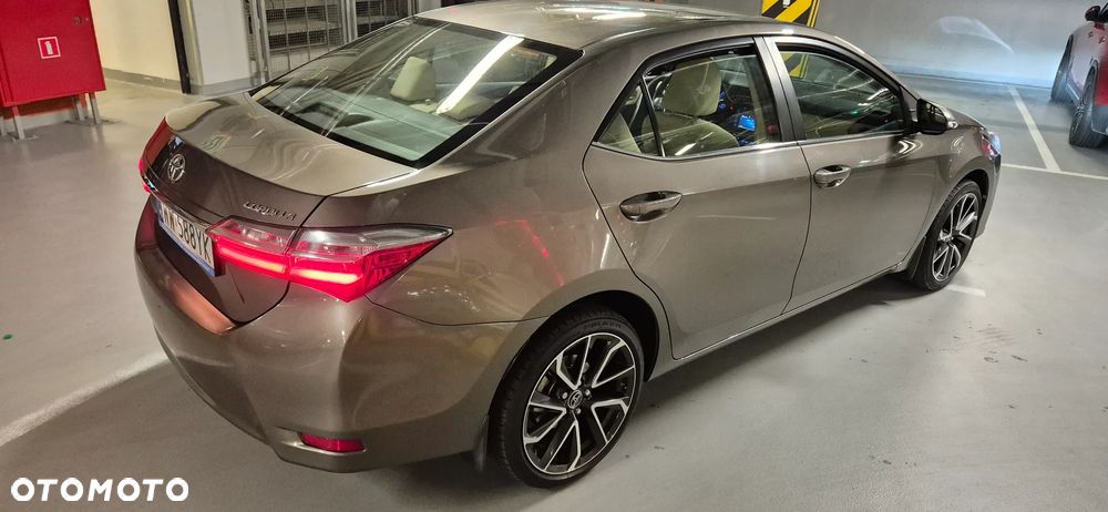 Toyota Corolla 1.6 Premium EU6 - 32