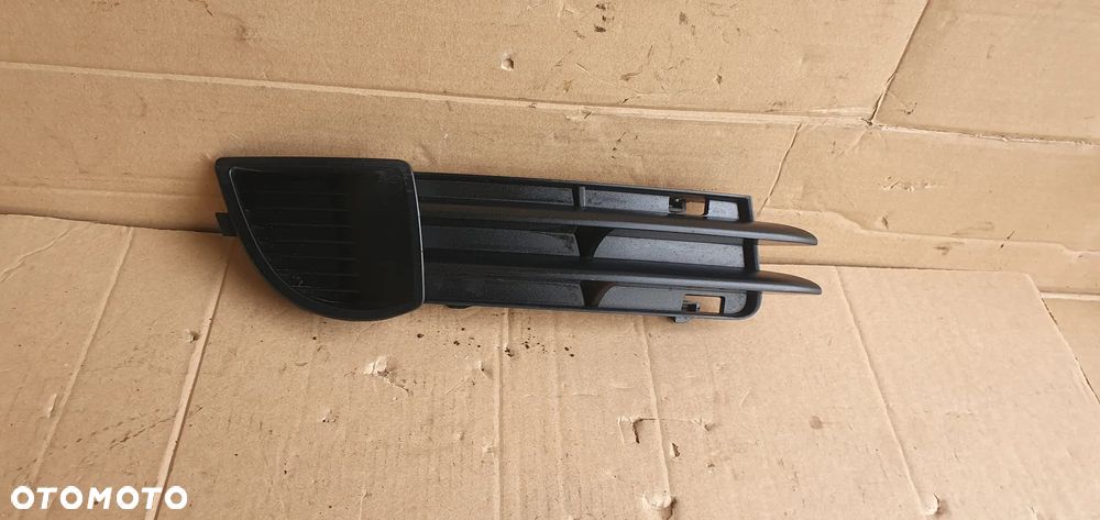 Kratka zderzaka prawy przód przednia prawa Audi A3 8P 8P4807682A - 5