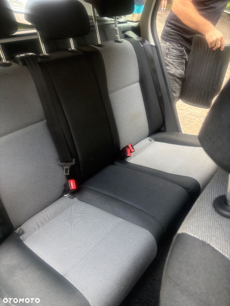 Skoda Fabia 1.2 TSI Fresh - 3