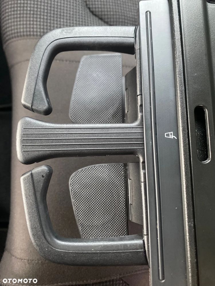 Volkswagen Passat 2.0 TDI Comfortline - 37