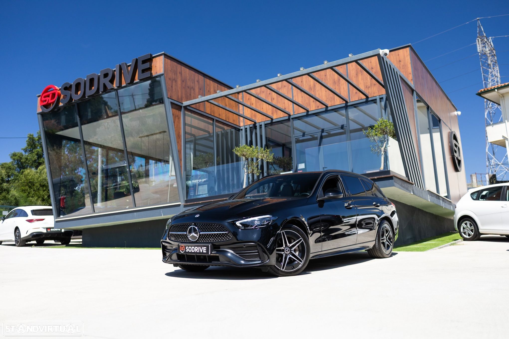 Mercedes-Benz C 300 e AMG Line - 1