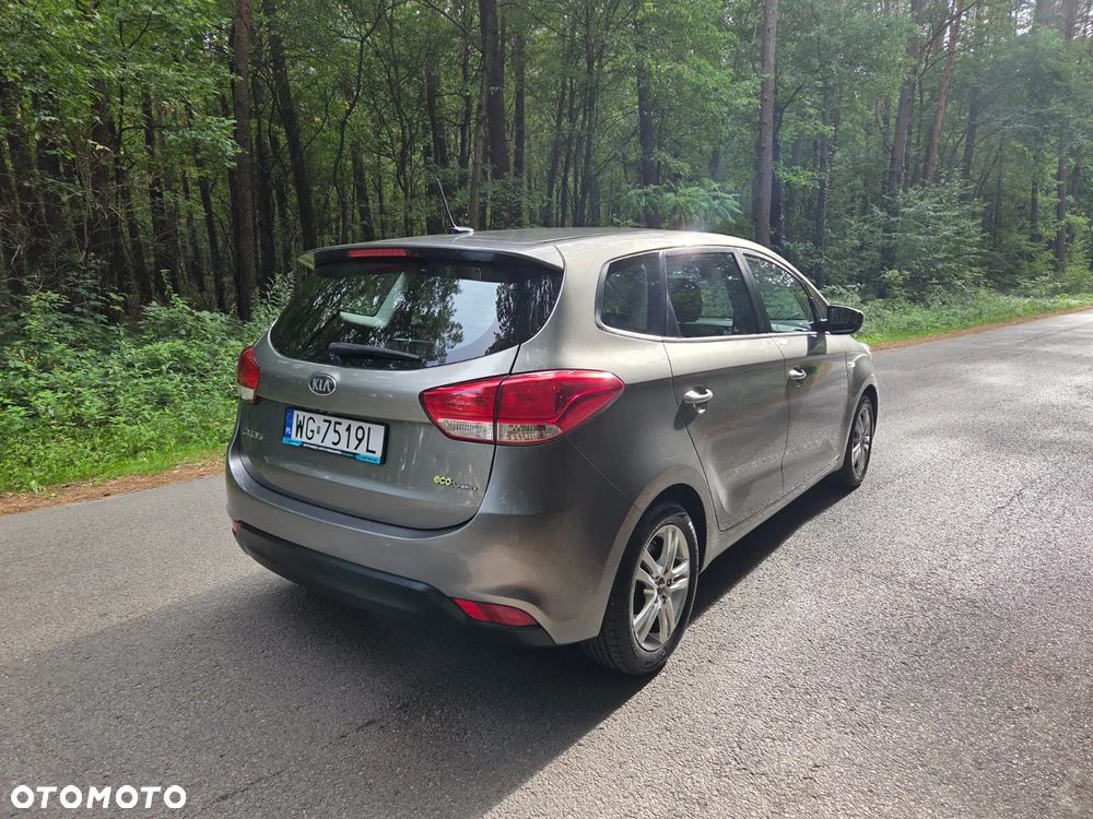 Kia Carens 1.6 GDI Business Line 7os EU6 - 10