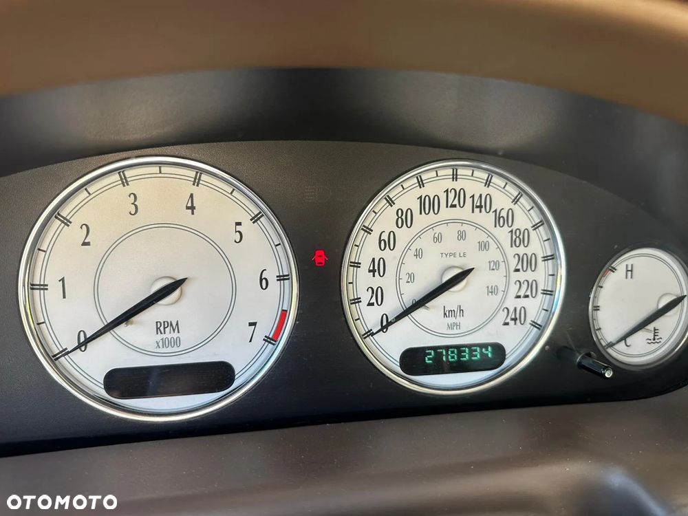 Chrysler 300M 2.7 - 11