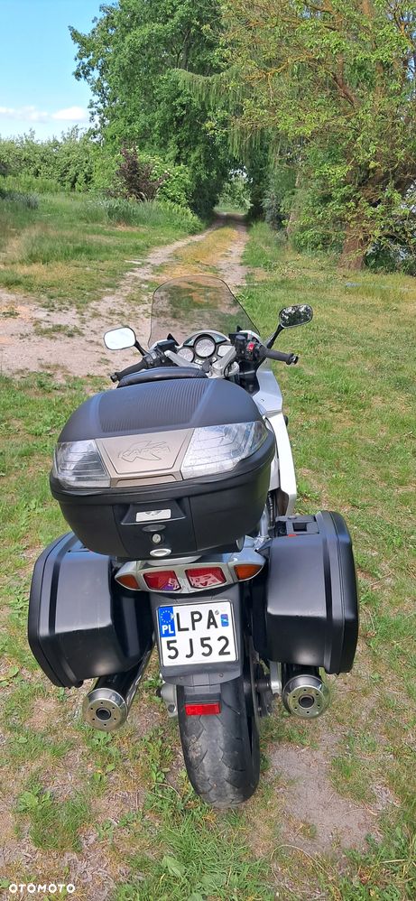 Yamaha FJR - 2