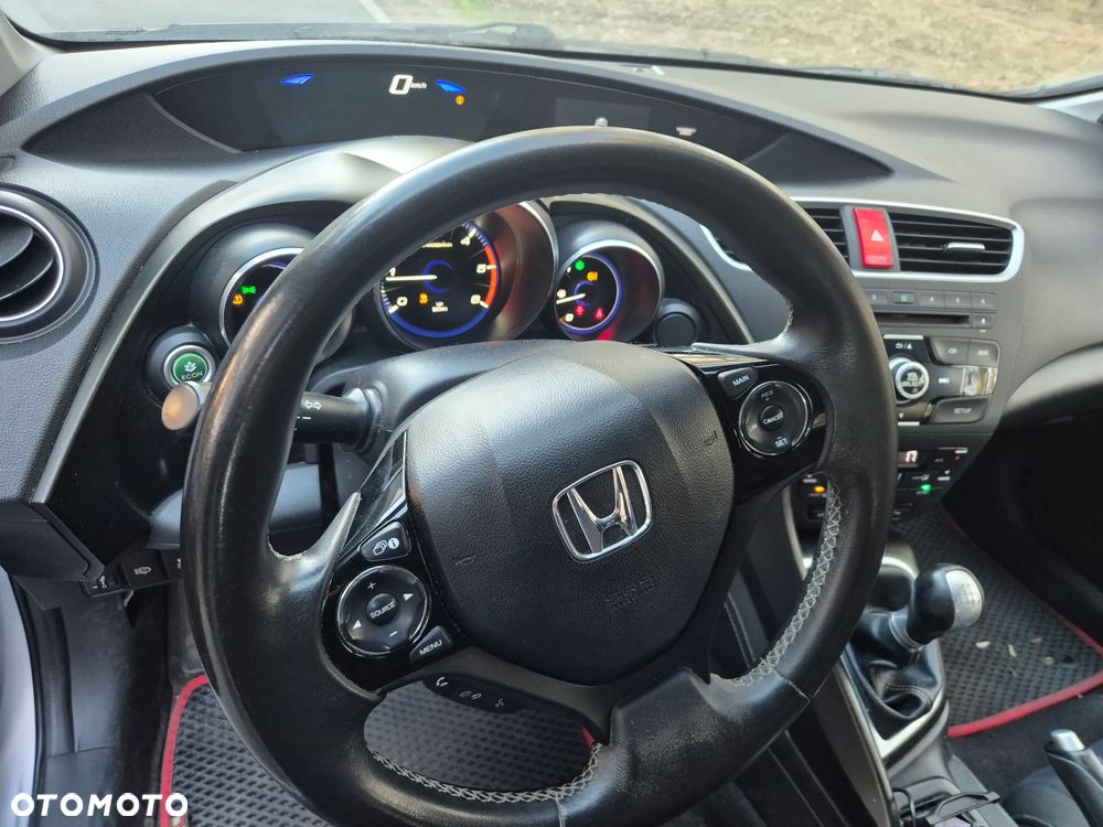 Honda Civic 1.6 i-DTEC Lifestyle Black Edition - 5