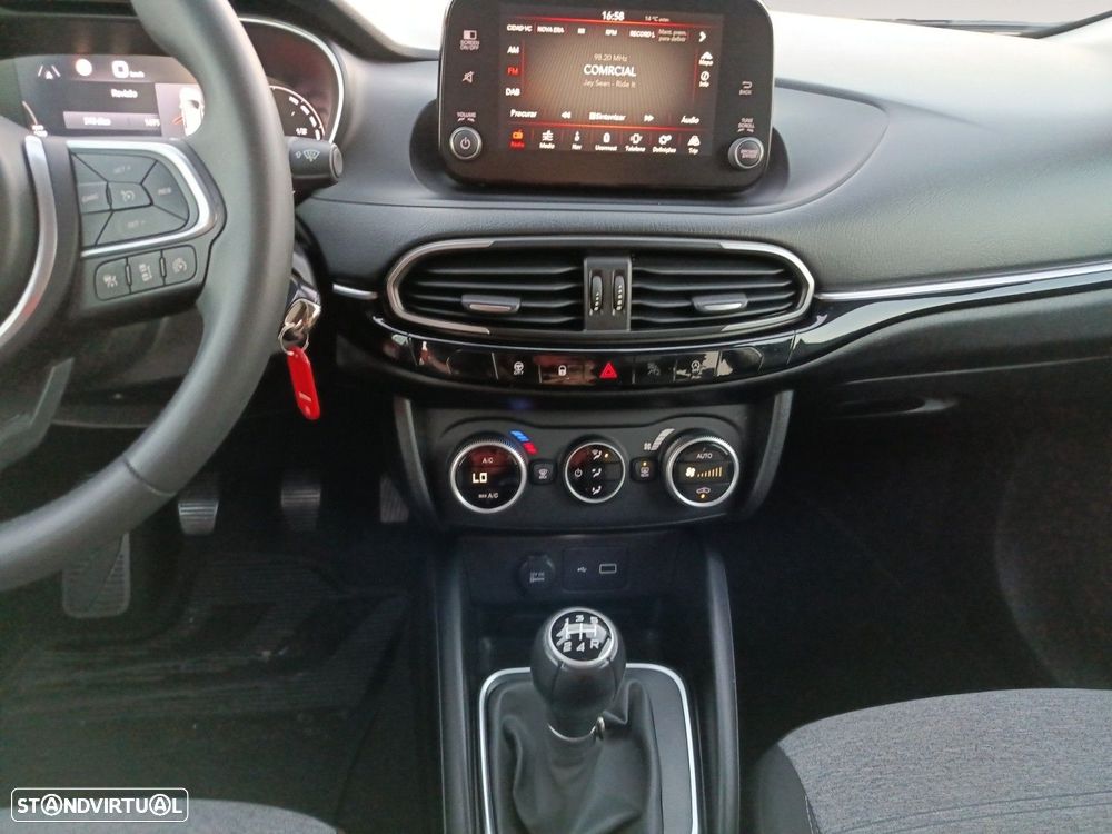 Fiat Tipo Cross 1.0 GSE T3 - 11