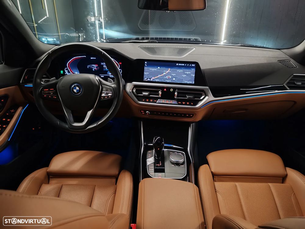 BMW 320 e Line Luxury Auto - 18