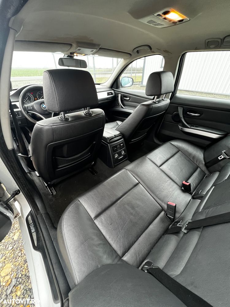 BMW Seria 3 318d - 9