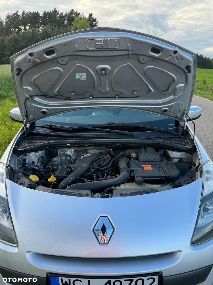 Renault Clio - 9