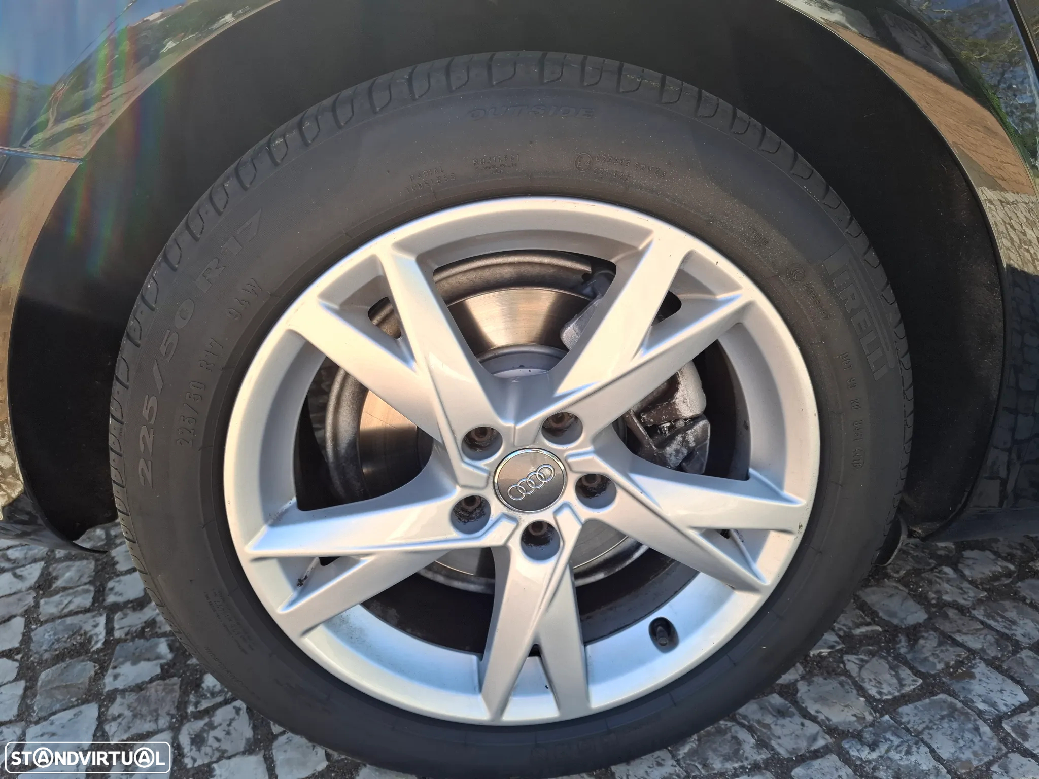 Audi A4 Avant 2.0 TDI exclusive - 15