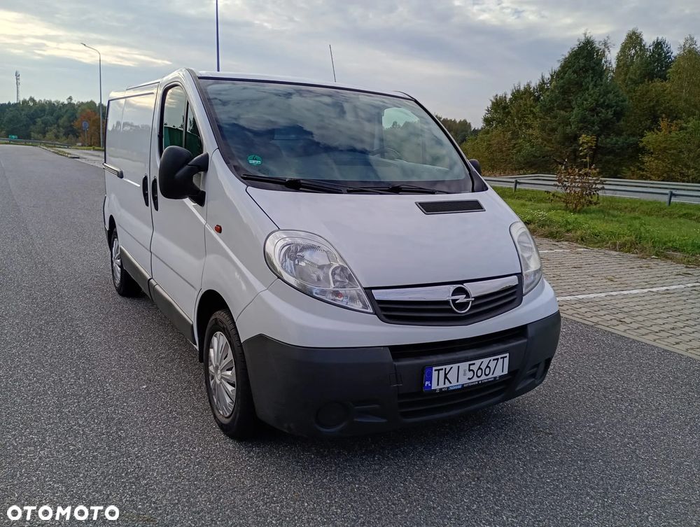 Opel Vivaro - 12