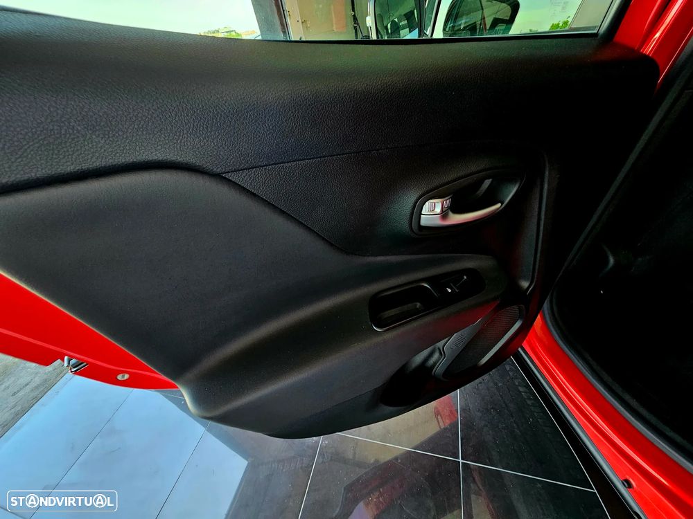Jeep Renegade 1.3 T-GDI 4xe Auto Limited - 18