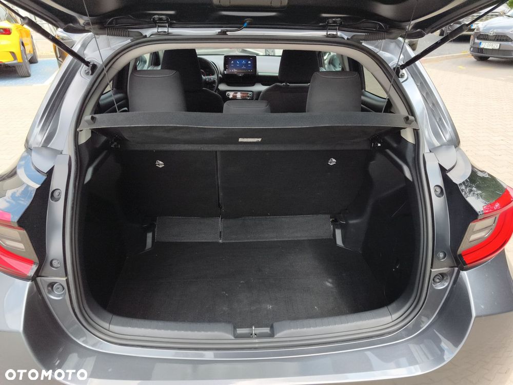 Toyota Yaris Hybrid 1.5 Style - 14