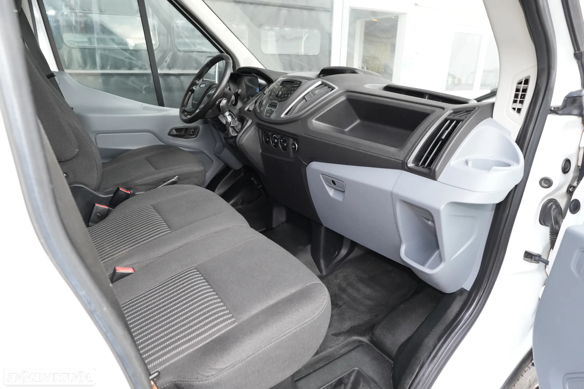 Ford Transit 2.0EcoBlue 130cv 7Lugares - 7