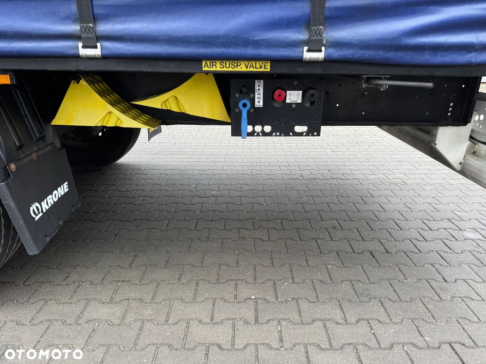 Krone SD Firanka Certyfikat XL, Dach podnoszony - 27