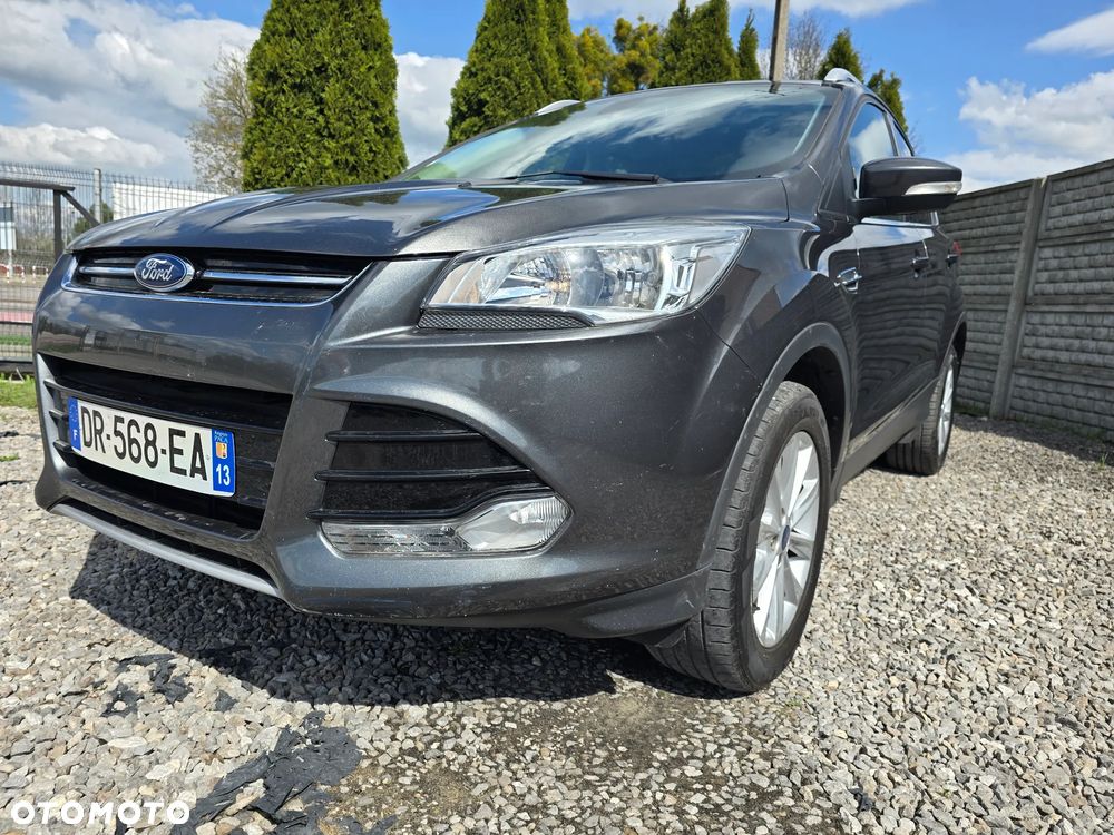 Ford Kuga 2.0 TDCi 2x4 Titanium - 10