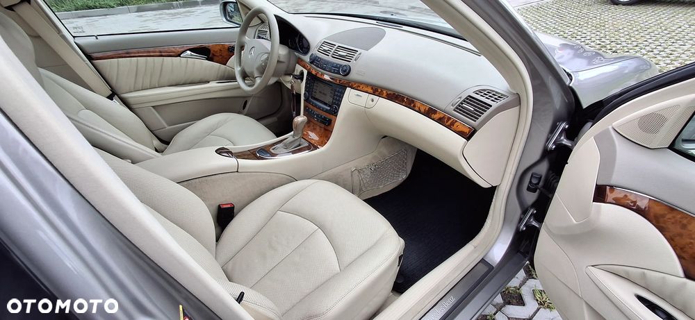 Mercedes-Benz Klasa E 350 4Matic Automatik Elegance - 10