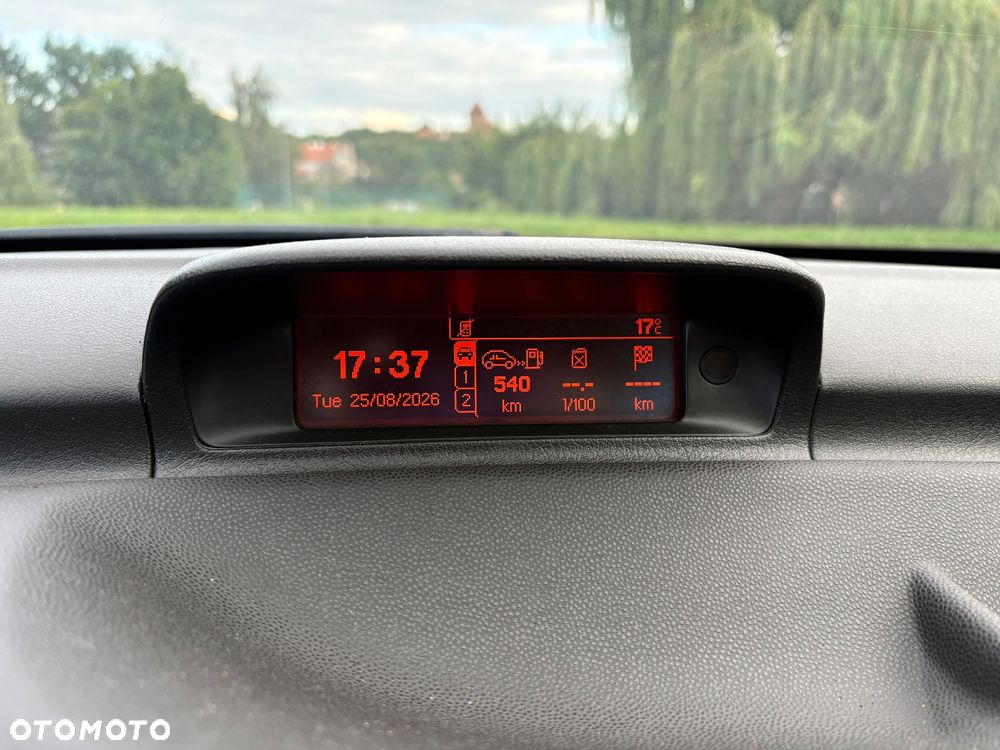 Peugeot 307 2.0 HDi Premium - 15