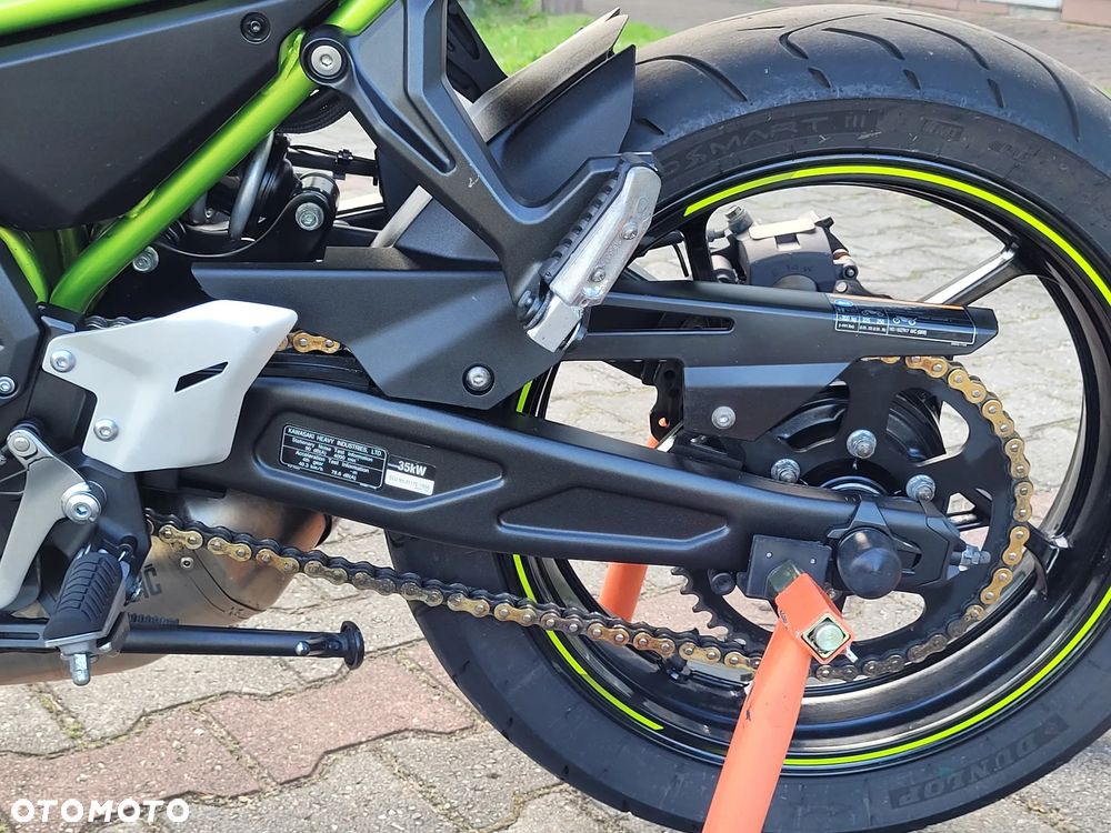 Kawasaki Z 650 - 23