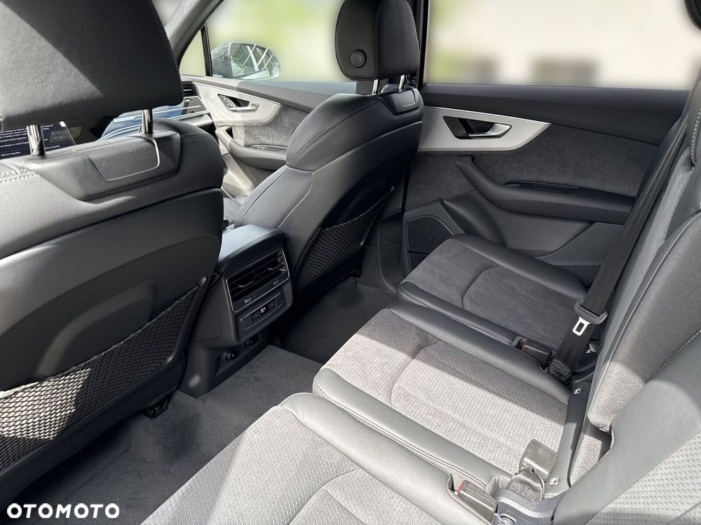 Audi Q7 - 13