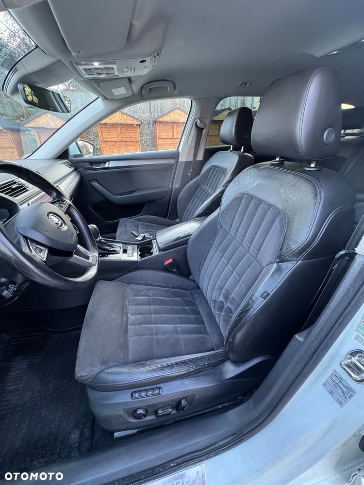 Skoda Superb 2.0 TSI 4x4 DSG SportLine - 17