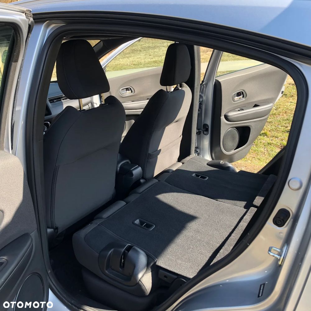 Honda HR-V 1.8 EX Sport Utility AWD CVT - 17